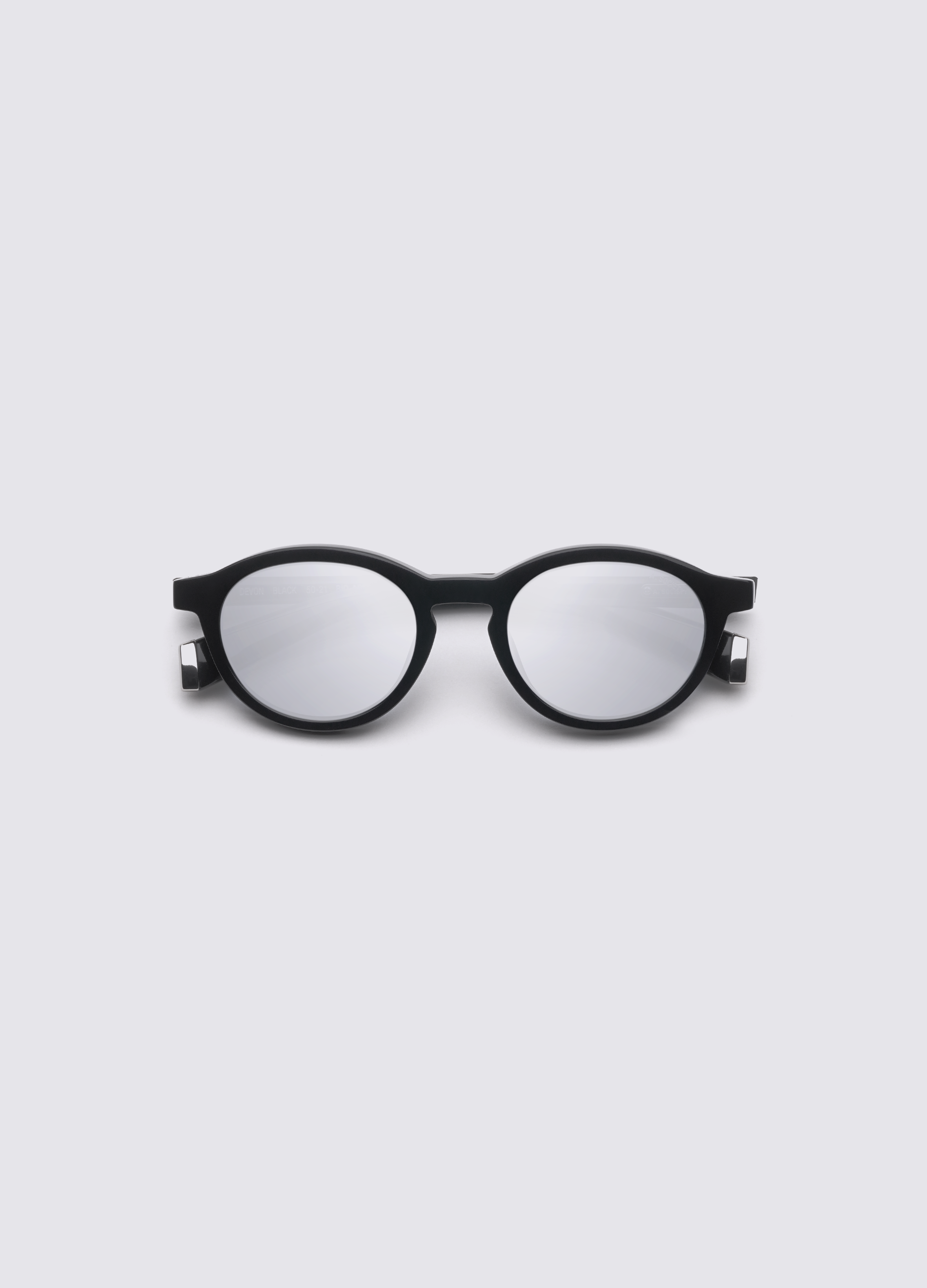 DEVON_BLACK_SILVERMIRRORCLASSIC