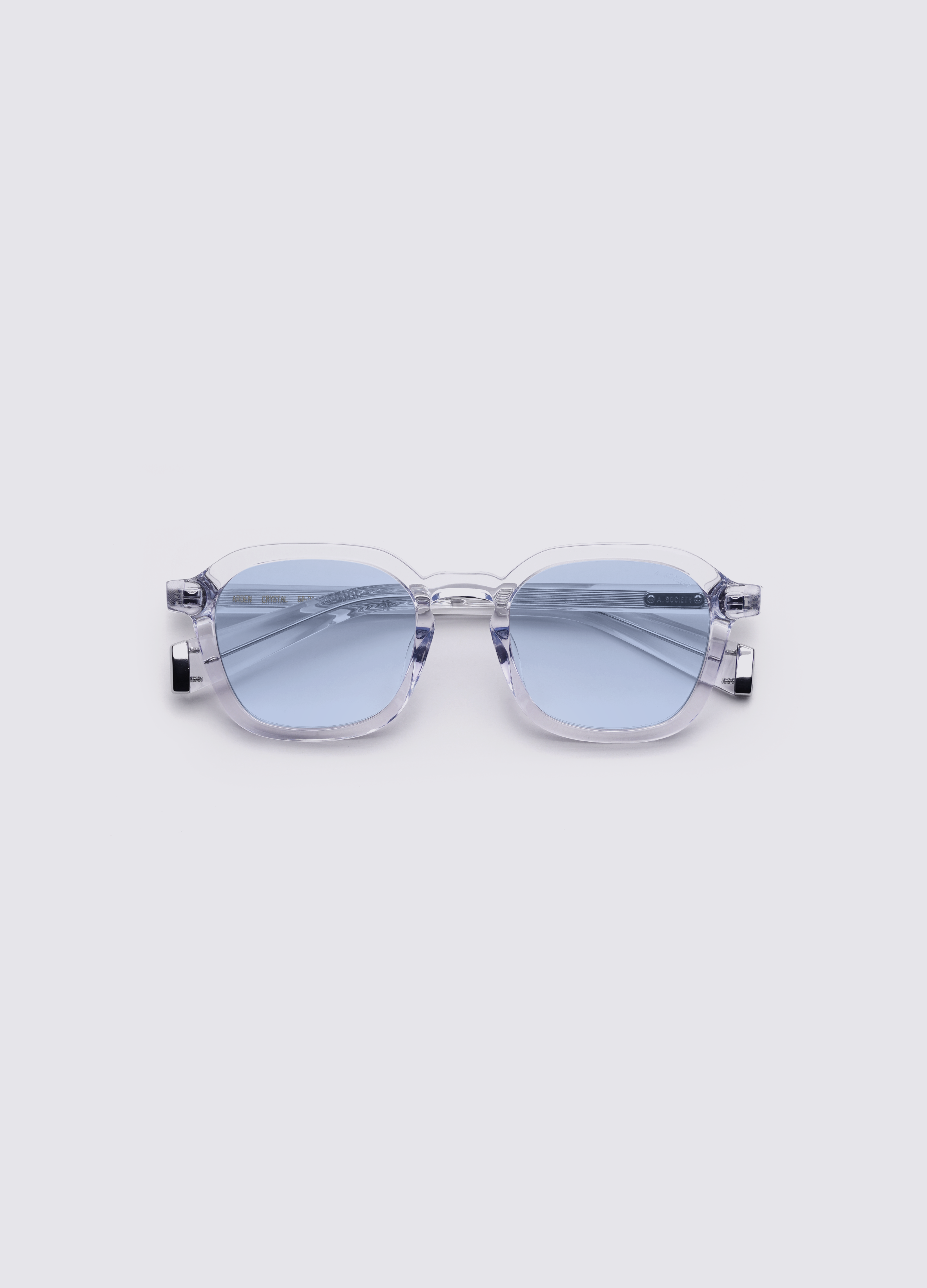 ARDEN_CRYSTAL_LIGHTBLUECOSMETIC
